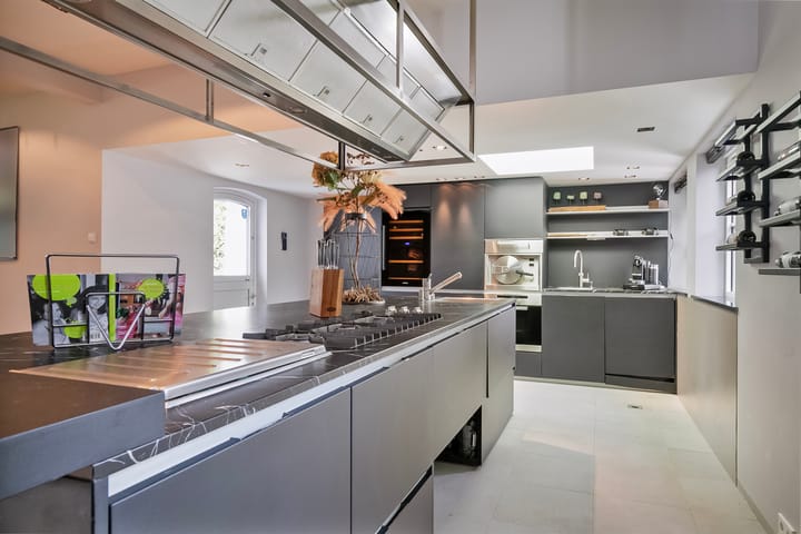 Photo 15 of Molendijk 8