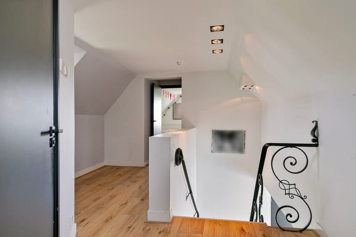 Photo 31 of Molendijk 8