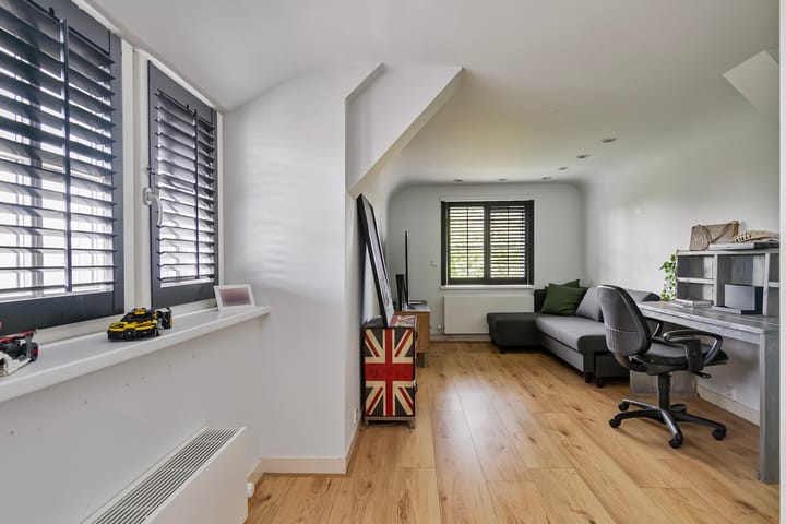 Photo 38 of Molendijk 8