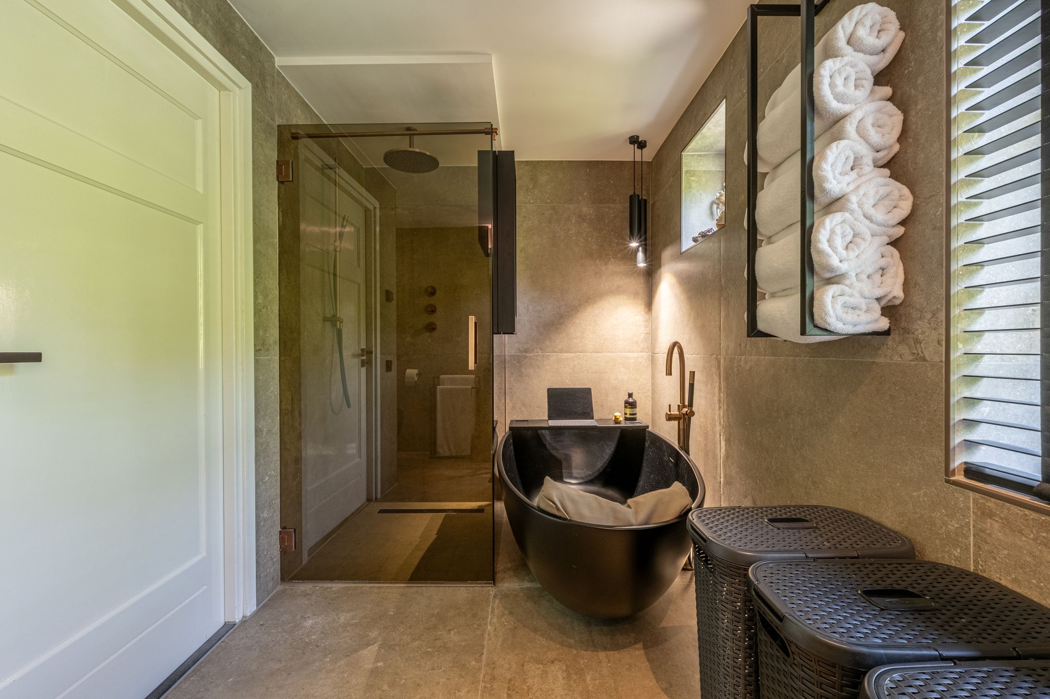 Photo 33 of Koninginneweg 106