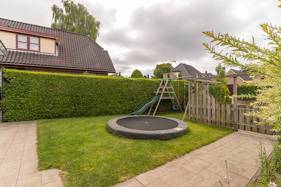 Photo 47 of Sluiterweg 11-A