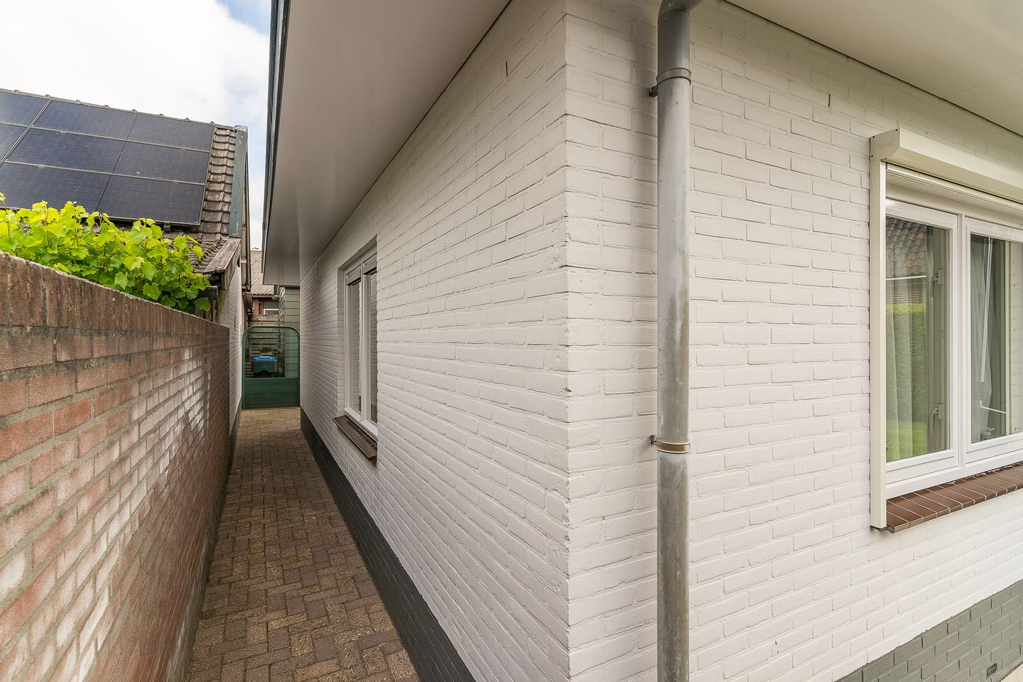 Photo 50 of Sluiterweg 11-A