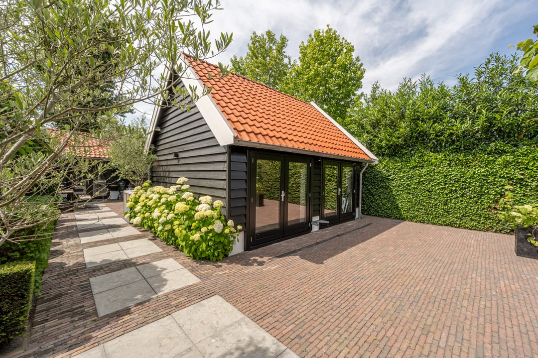 Photo 46 of Koninginneweg 106