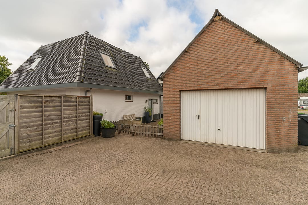 Photo 62 of Sluiterweg 11-A