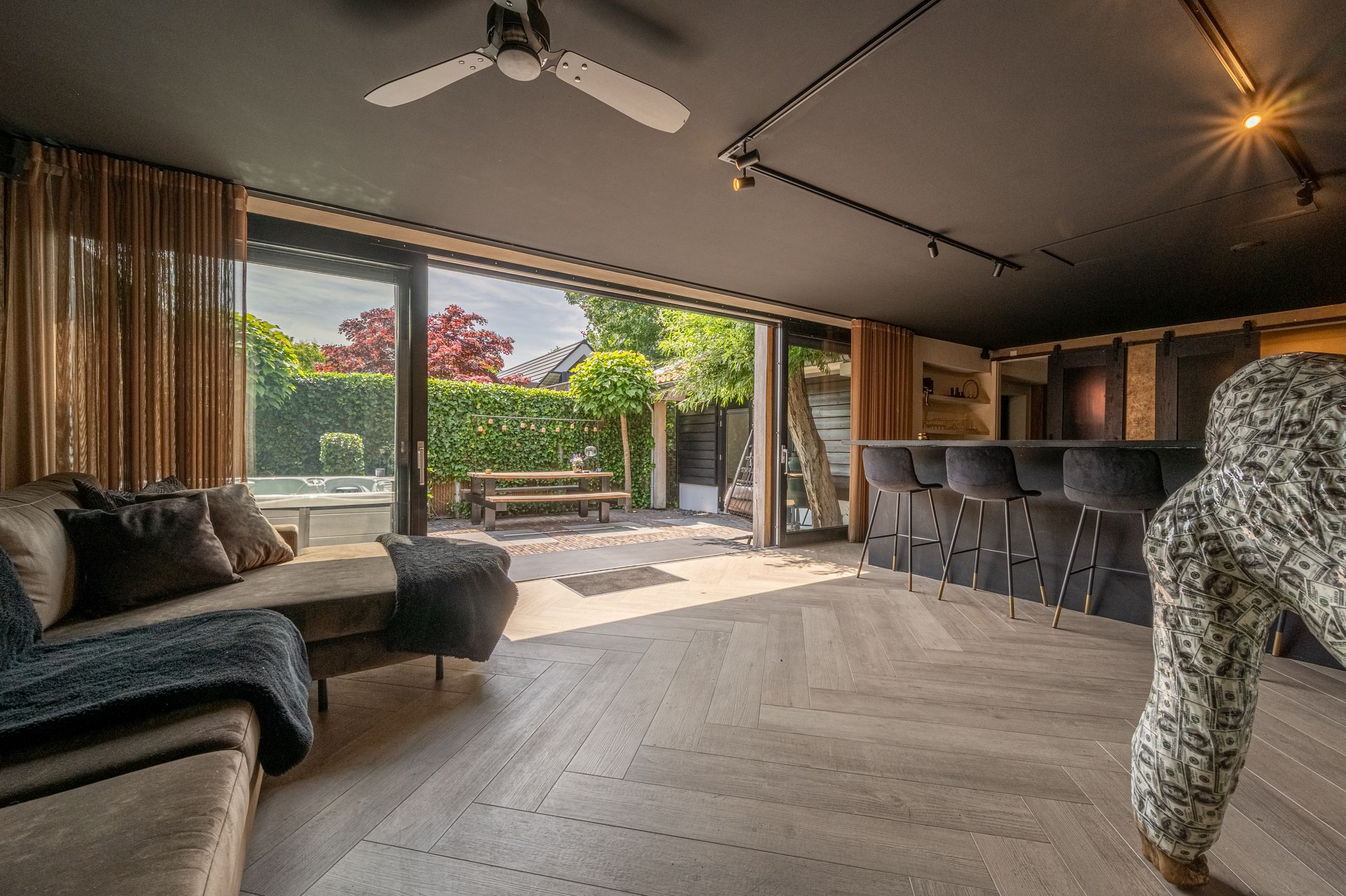 Photo 57 of Koninginneweg 106