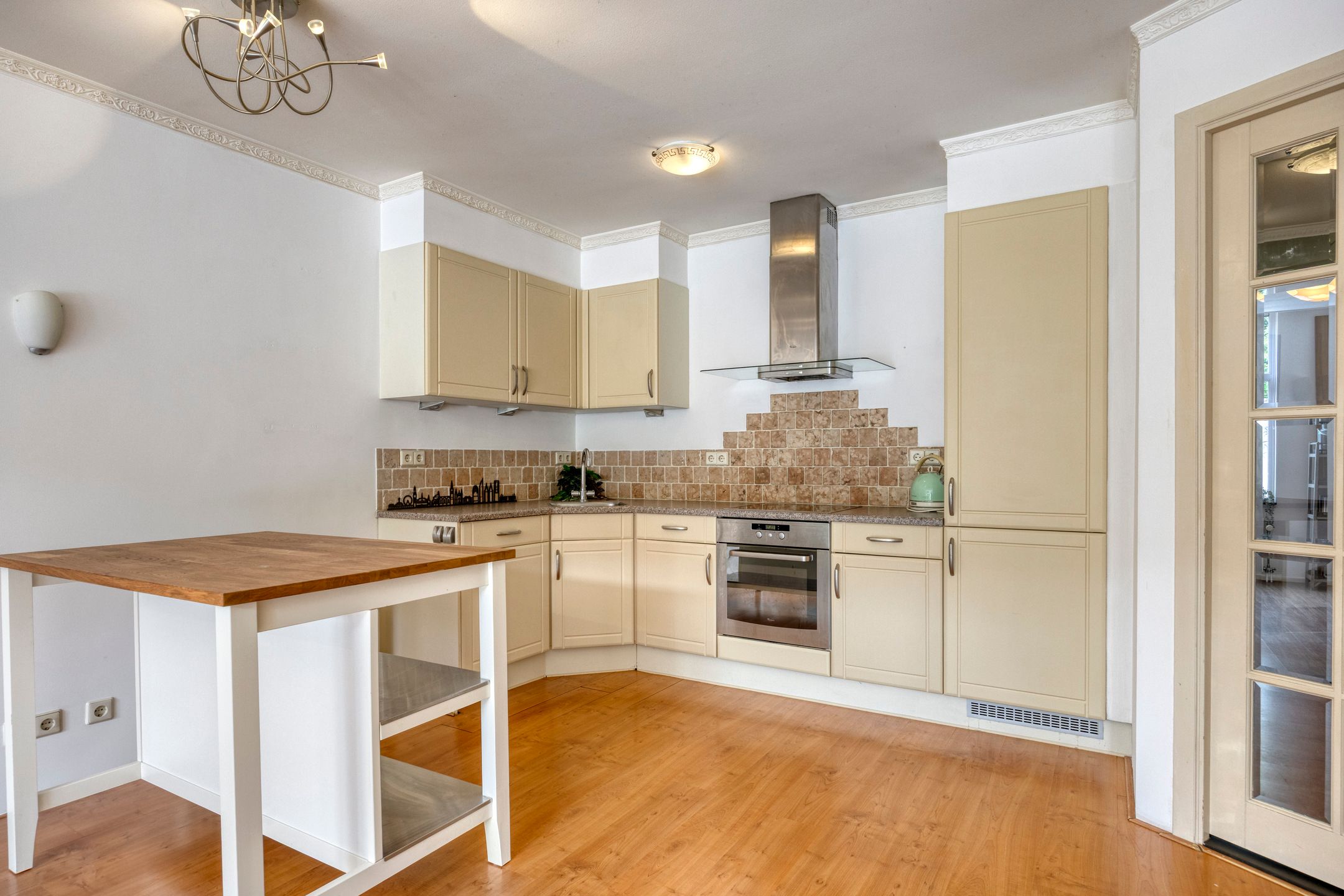 Foto 12 van van Alphenstraat 45