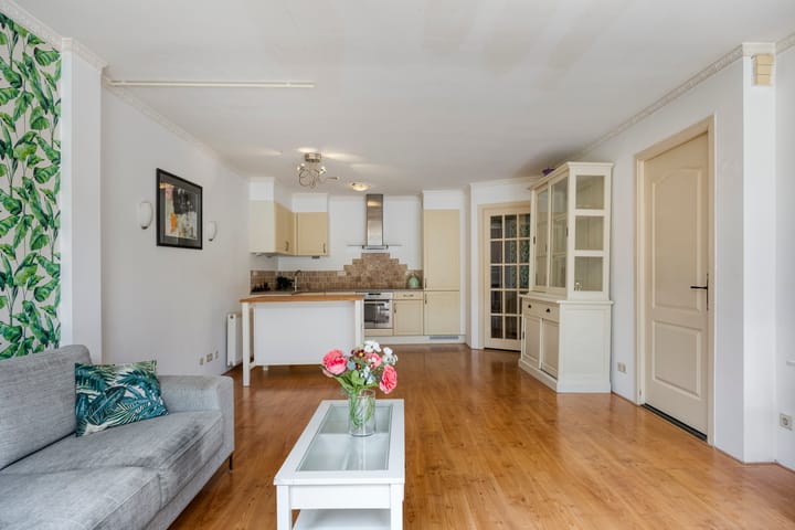 Foto 13 van van Alphenstraat 45