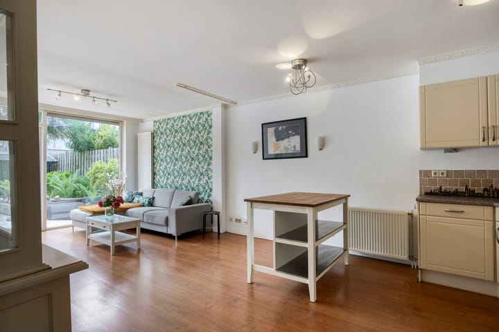 Foto 23 van van Alphenstraat 45