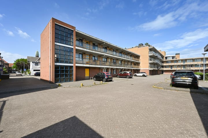 Photo 21 of Midden-Scheepvaartstraat 33