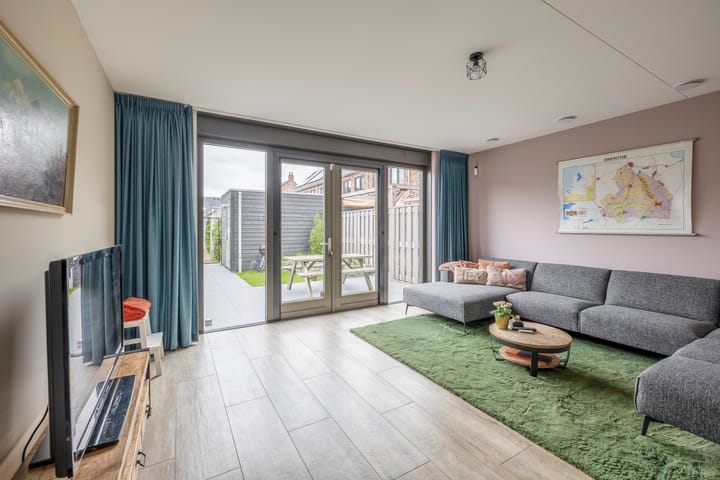 Foto 3 van Zonnebaars 39