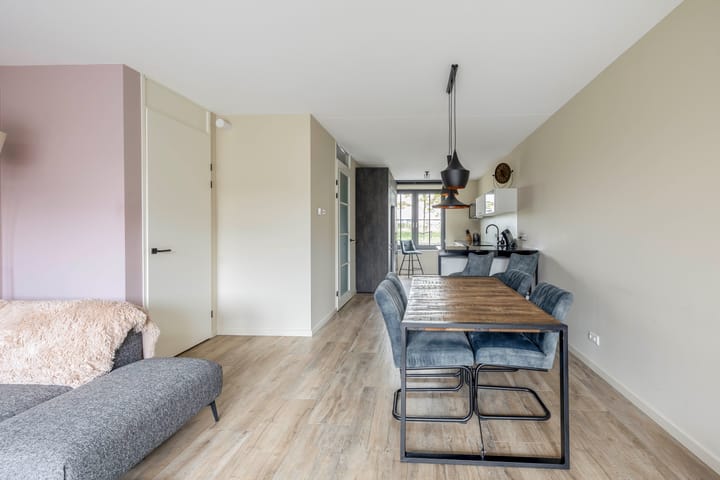 Foto 13 van Zonnebaars 39