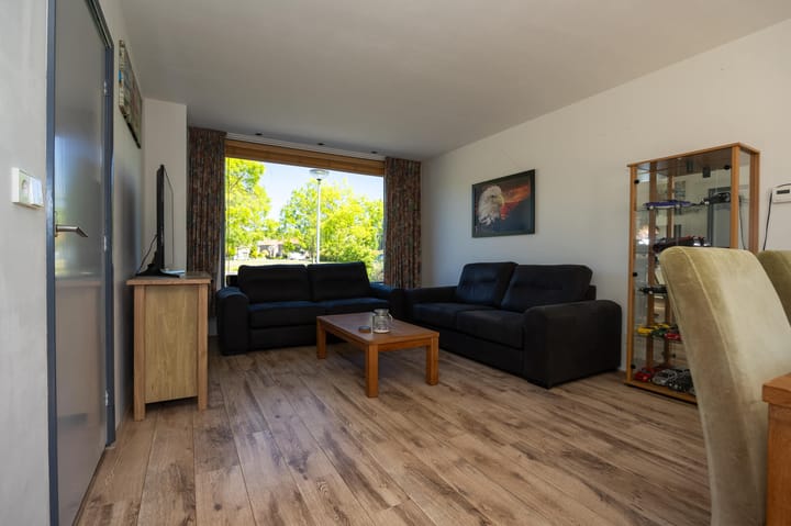 Foto 3 van Charlotte de Bourbonstraat 23