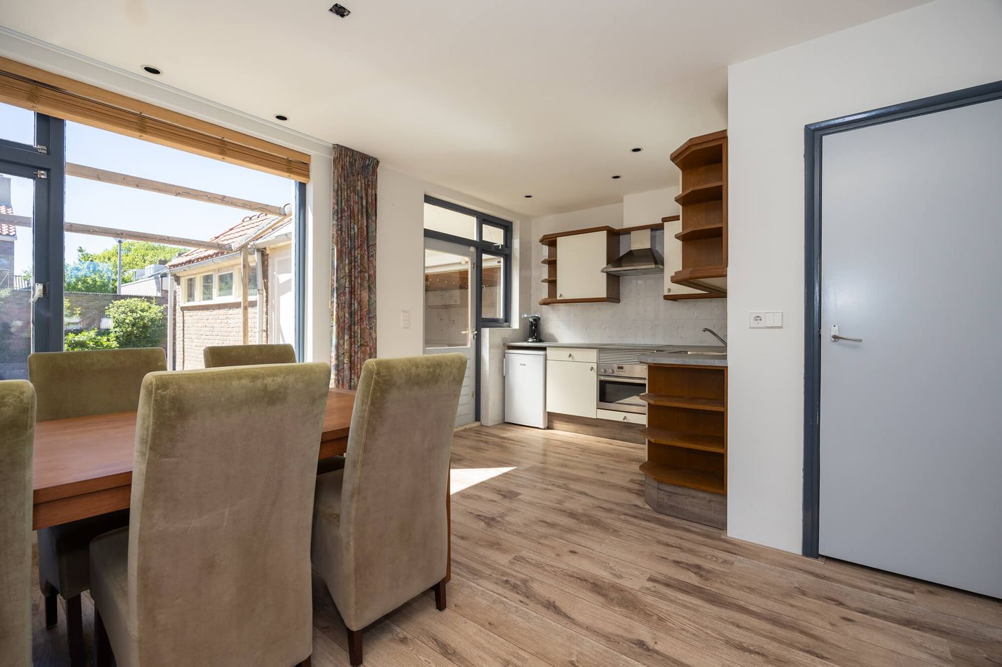 Foto 5 van Charlotte de Bourbonstraat 23