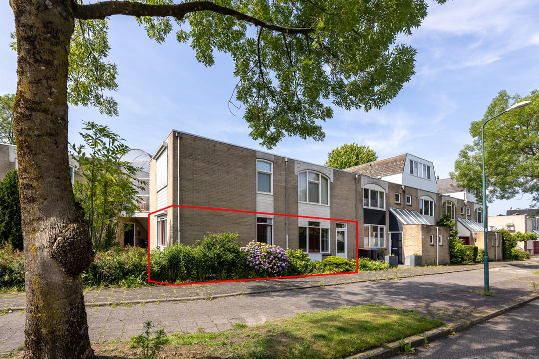 Photo 1 of Clarenburg 40