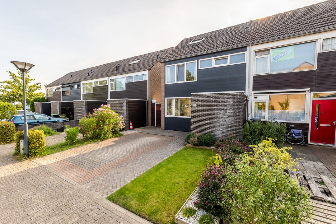 Foto 1 van Oosterscheldestraat 9