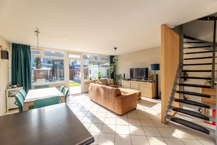 Foto 9 van Oosterscheldestraat 9