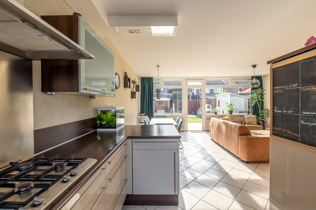 Foto 16 van Oosterscheldestraat 9