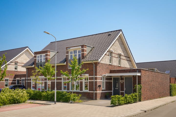 Photo 1 of Lisdoddestraat 64