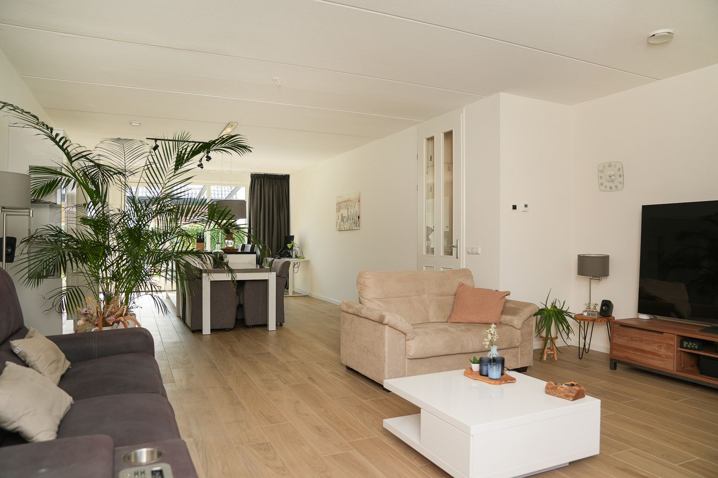 Foto 5 van Lisdoddestraat 64