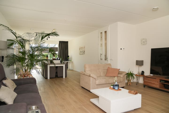 Foto 5 van Lisdoddestraat 64