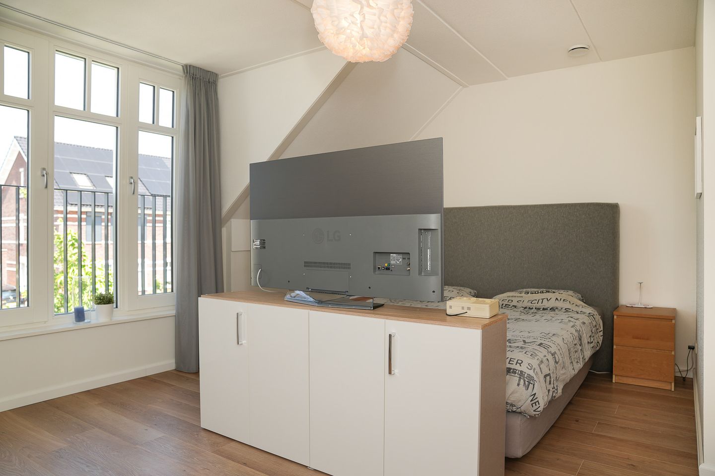 Foto 19 van Lisdoddestraat 64