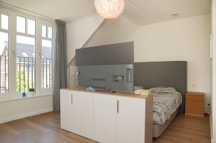 Photo 19 of Lisdoddestraat 64