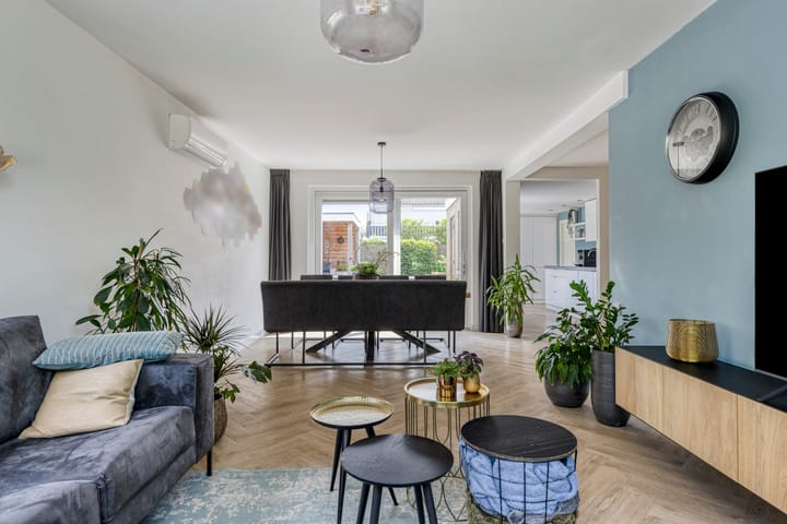 Foto 2 van Ruusbroeclaan 10