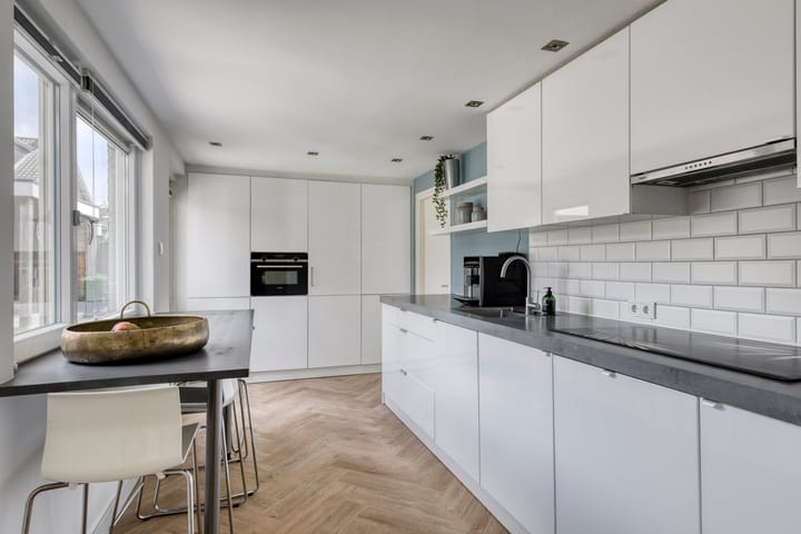 Foto 13 van Ruusbroeclaan 10