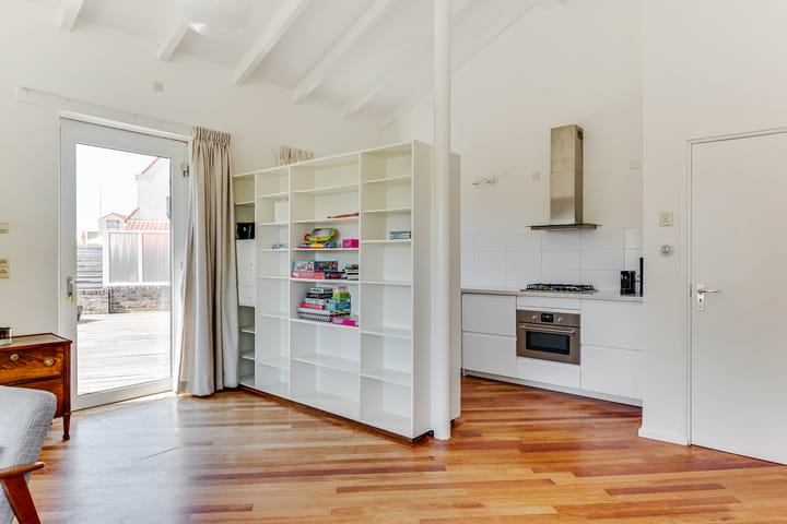 Foto 13 van Paulineweg 4