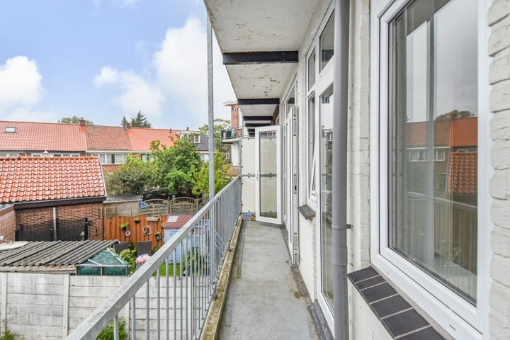 Foto 8 van Linnaeusstraat 37