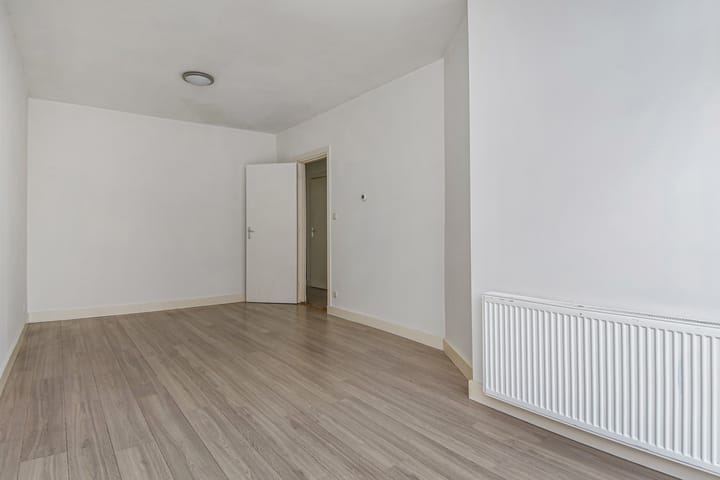 Foto 11 van Linnaeusstraat 37