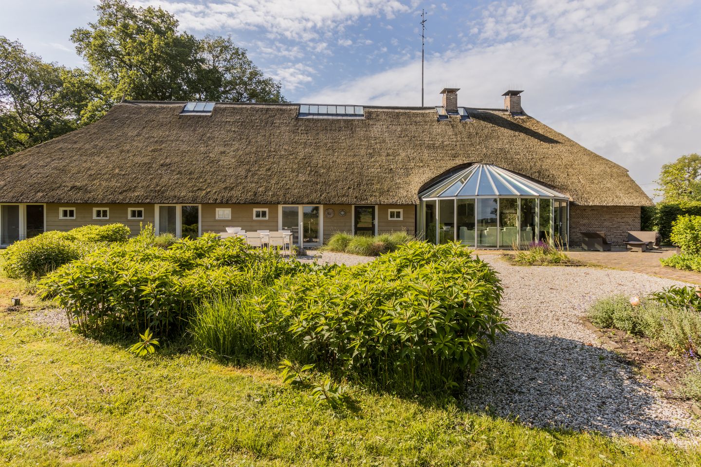 Photo 5 of Burg v Wijngaardenstraat 40