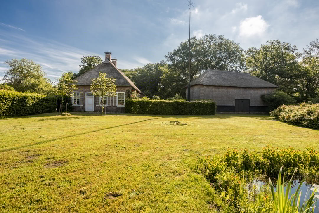 Photo 47 of Burg v Wijngaardenstraat 40