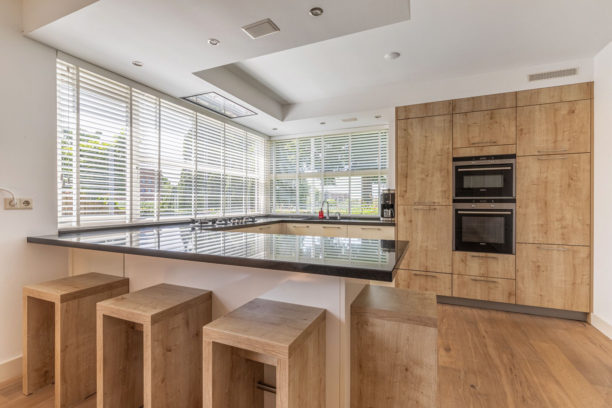 Foto 3 van Nolensstraat 7