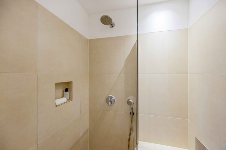 Foto 12 van Columbusplein 42-1