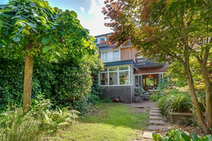 Foto 43 van Fahrenheitstraat 18