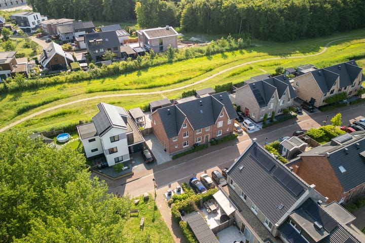 Foto 7 van James Chadwickstraat 24