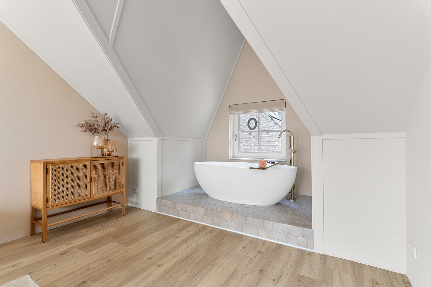 Foto 40 van James Chadwickstraat 24