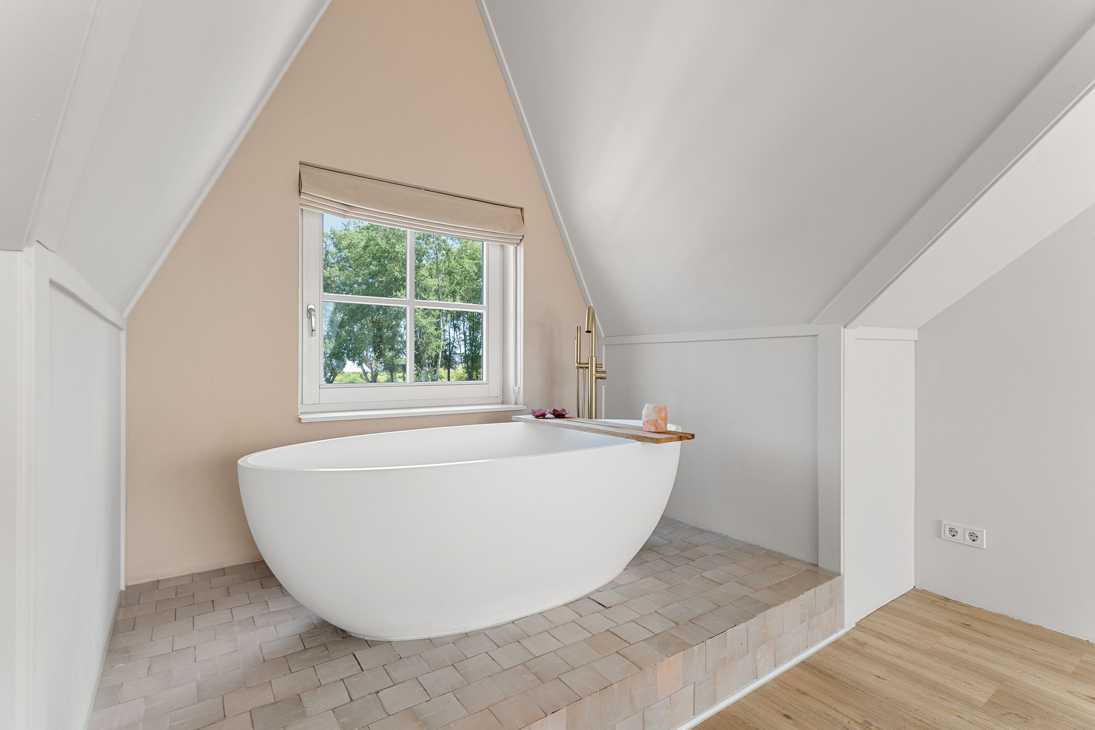 Foto 42 van James Chadwickstraat 24