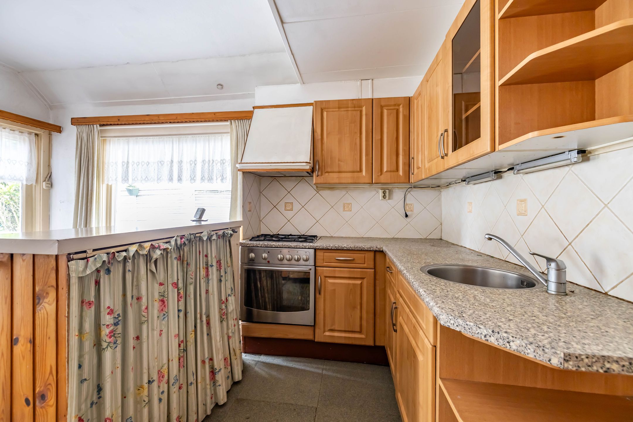 Photo 3 of Oldebertweg 35