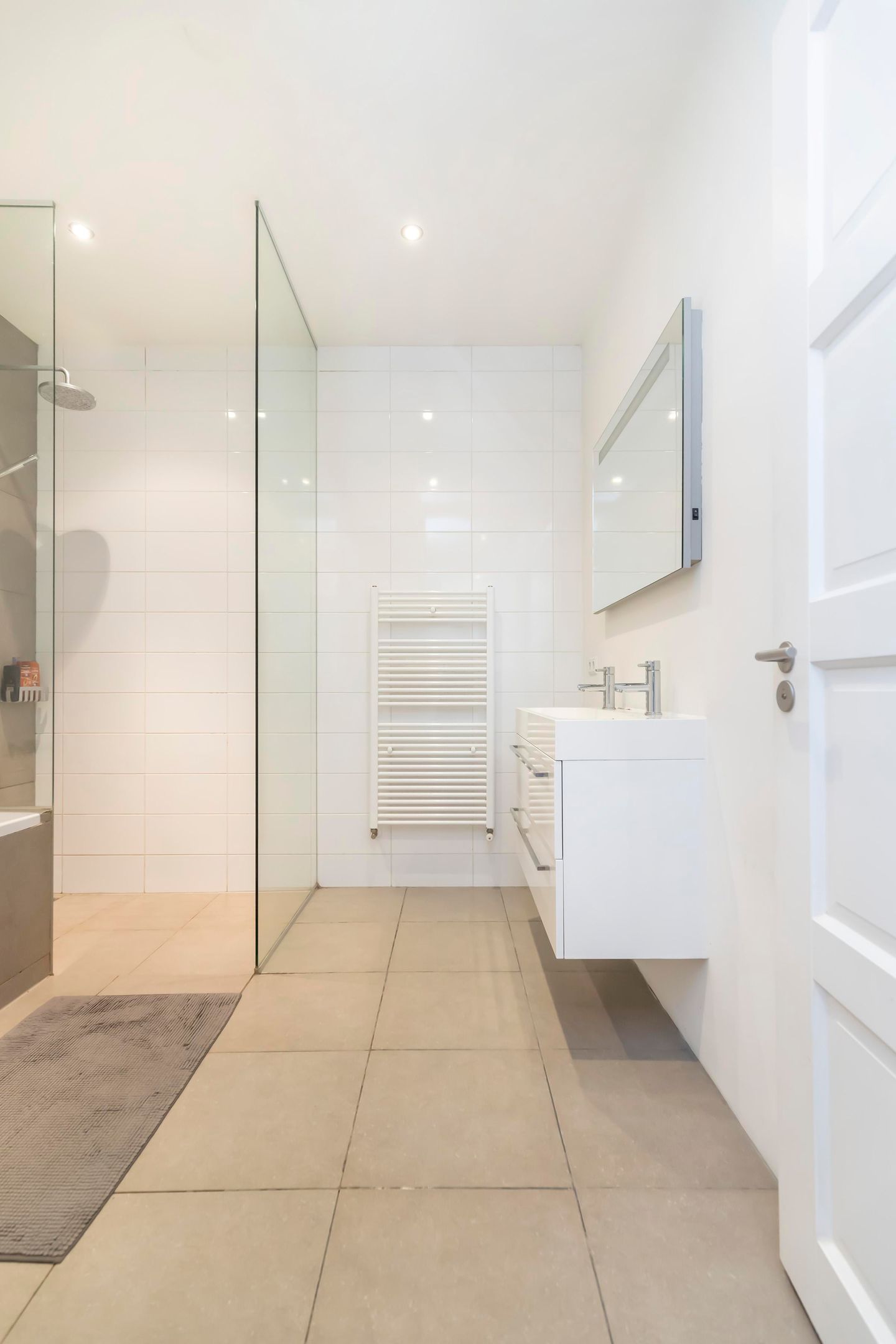 Foto 19 van Haarlemmermeerstraat 54-H