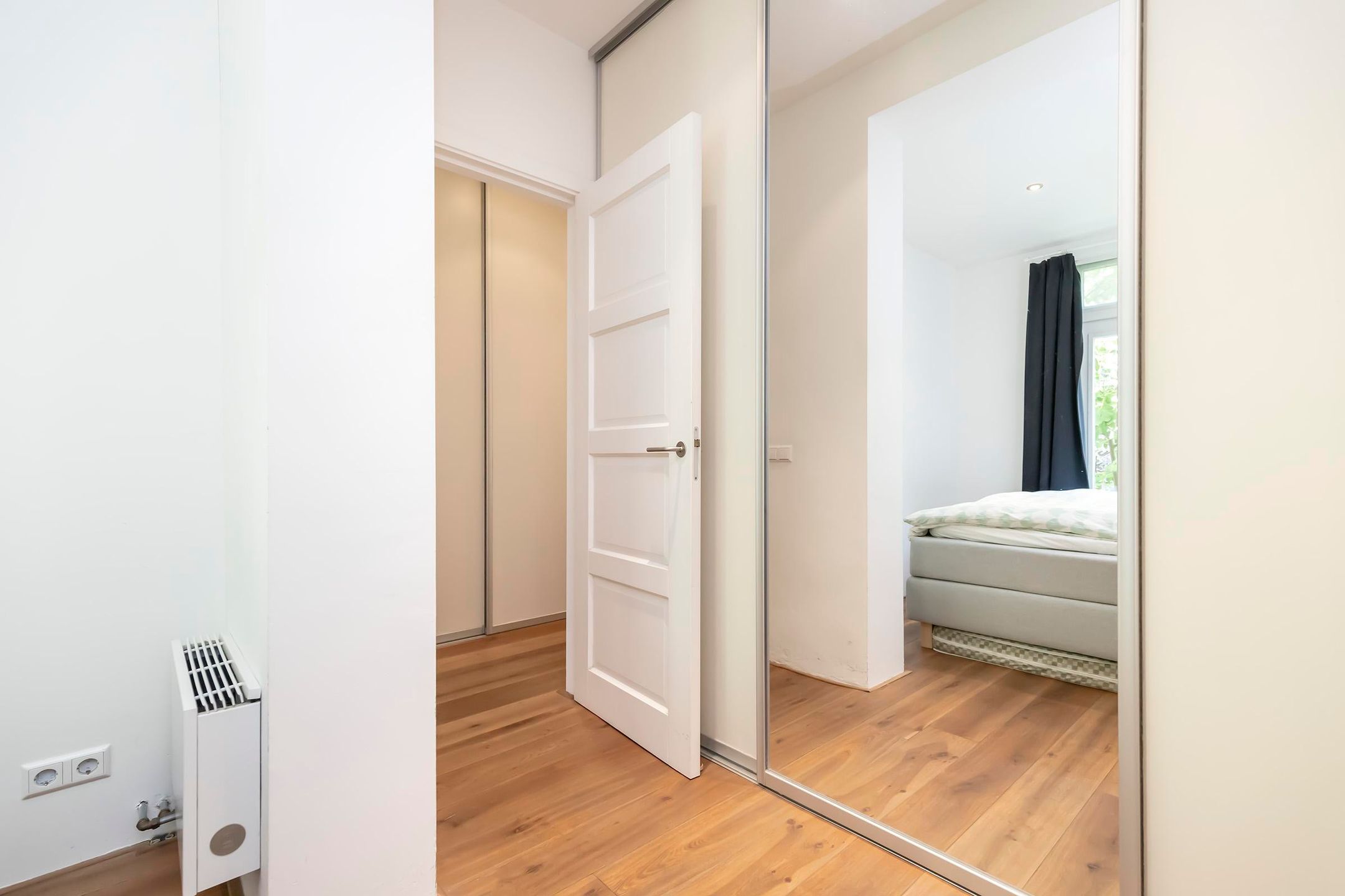 Foto 15 van Haarlemmermeerstraat 54-H