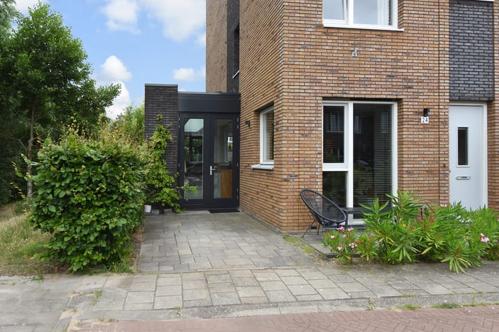 Foto 77 van Van der Maareltuinen 24