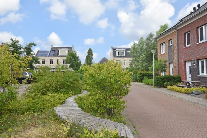 Foto 78 van Van der Maareltuinen 24