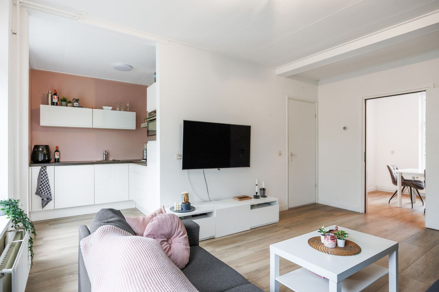 Foto 1 van Koninginnelaan 77-B