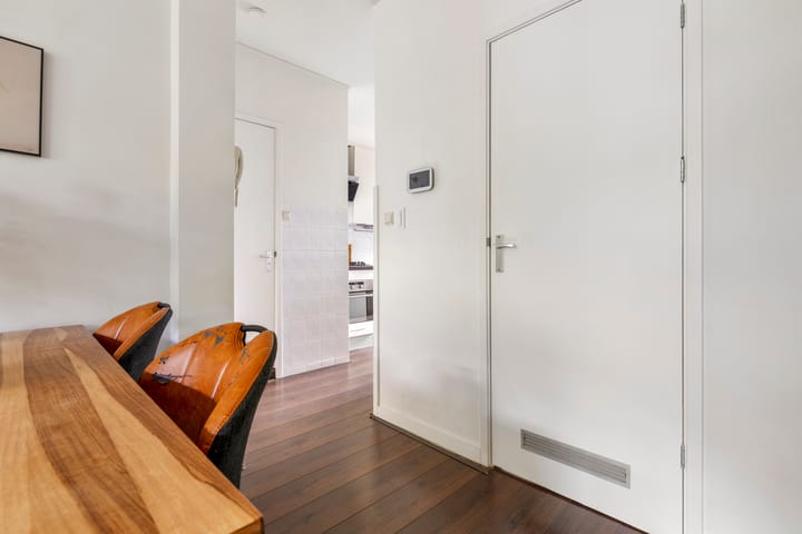 Foto 12 van Cornelis Trooststraat 4-2