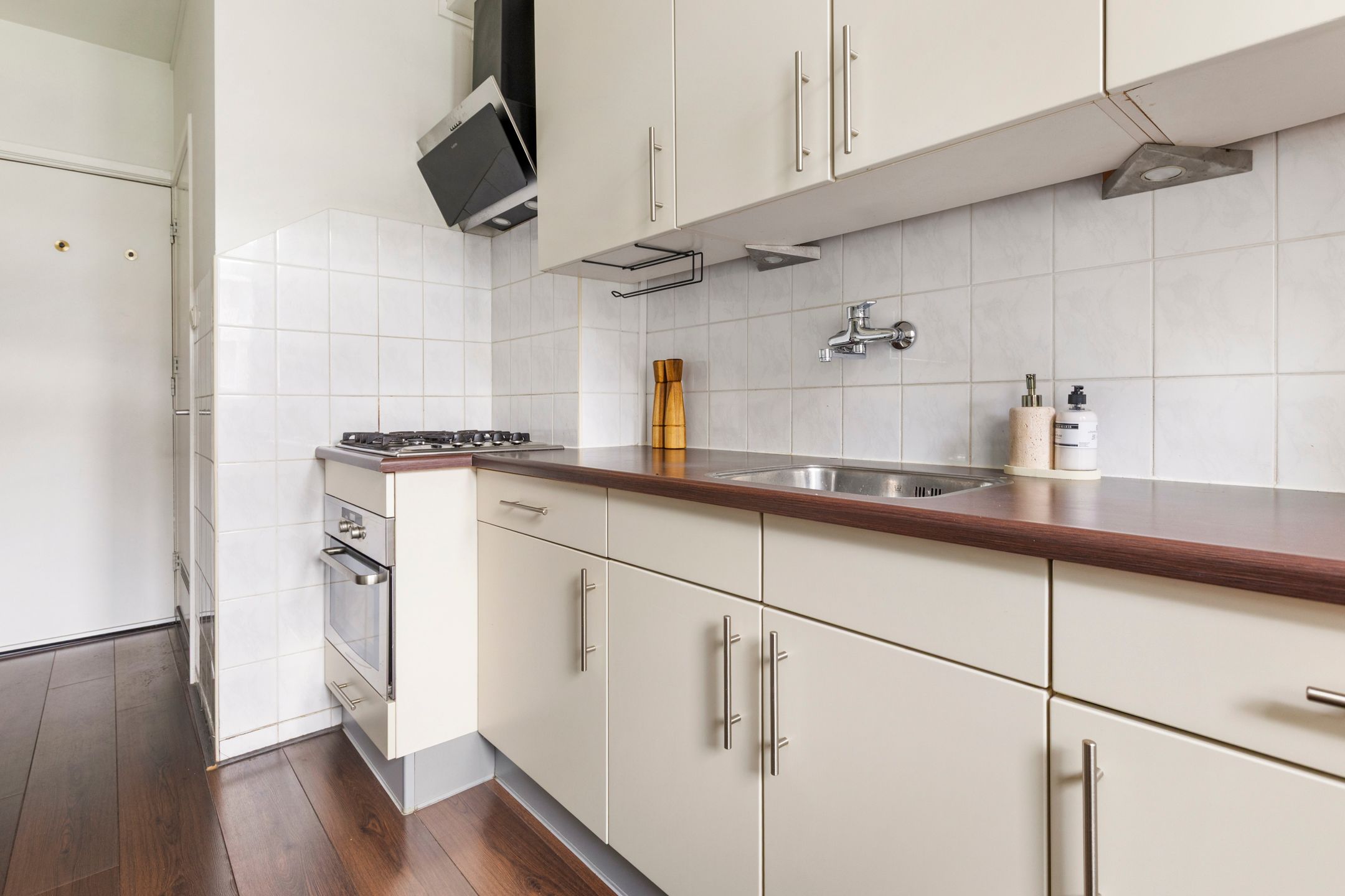 Foto 15 van Cornelis Trooststraat 4-2