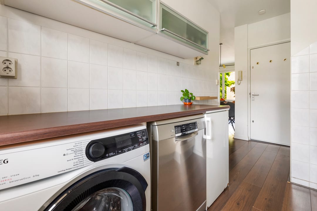 Foto 17 van Cornelis Trooststraat 4-2