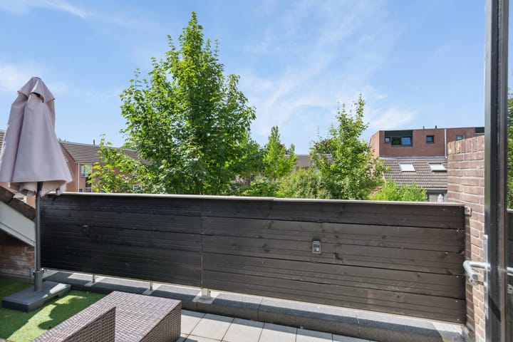 Foto 11 van Klagerstuin 34