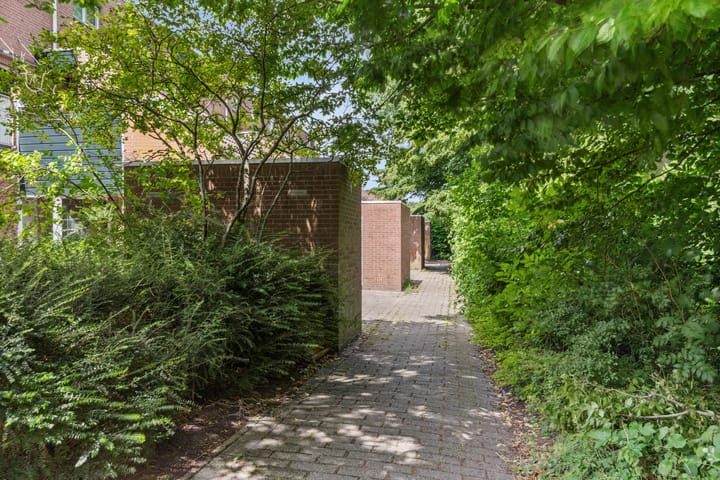 Foto 20 van Klagerstuin 34